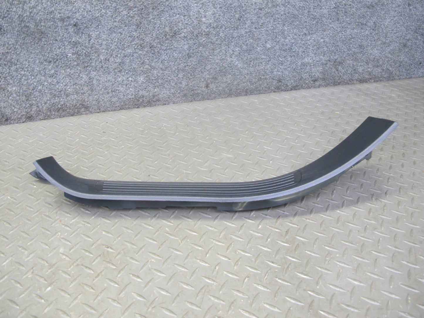 12-15 Mercedes W166 ML Set of 2 Rear Left Right Door Scuff Sill Plate Trim OEM