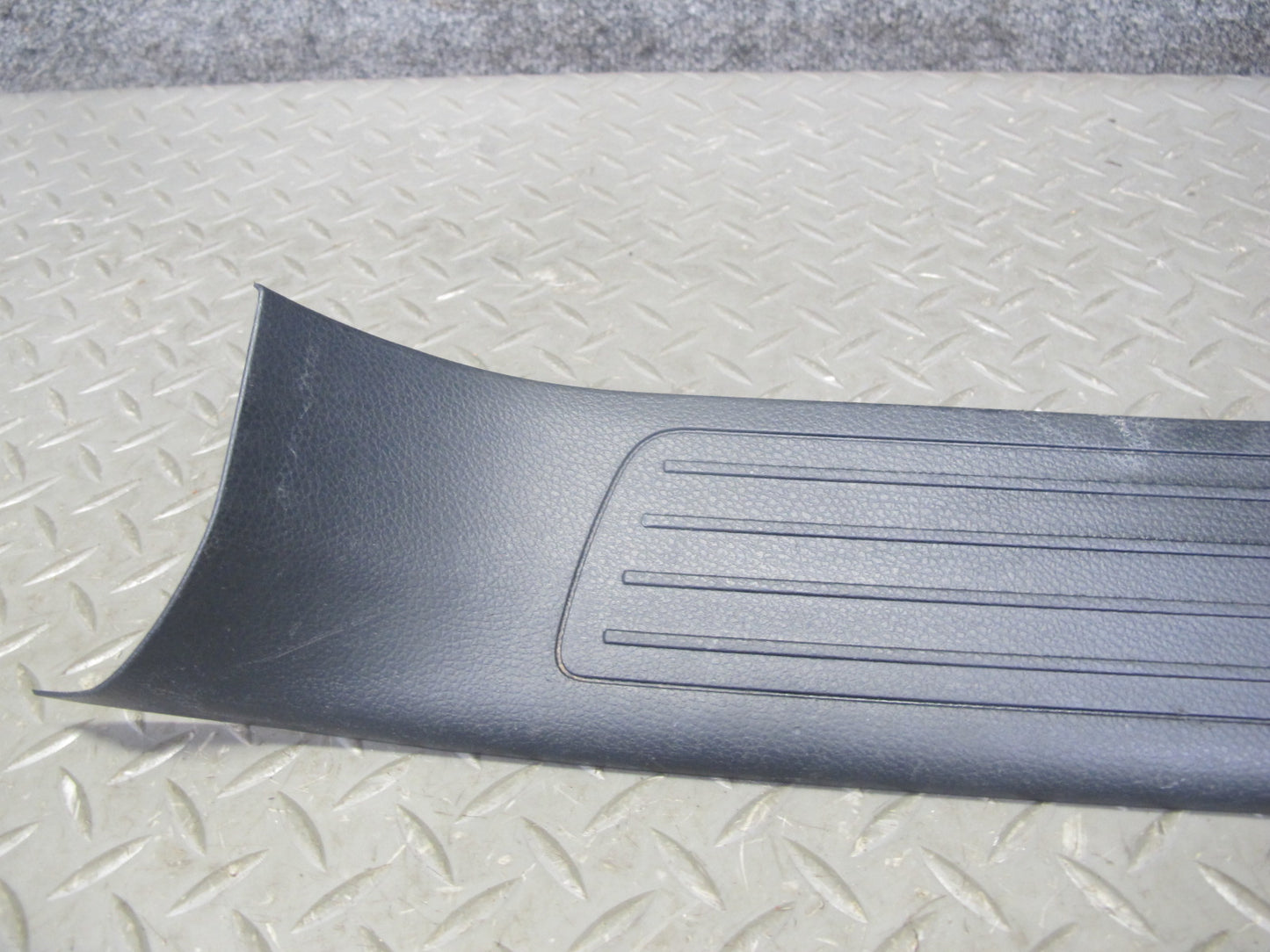 12-15 Mercedes W166 ML Set of 2 Rear Left Right Door Scuff Sill Plate Trim OEM