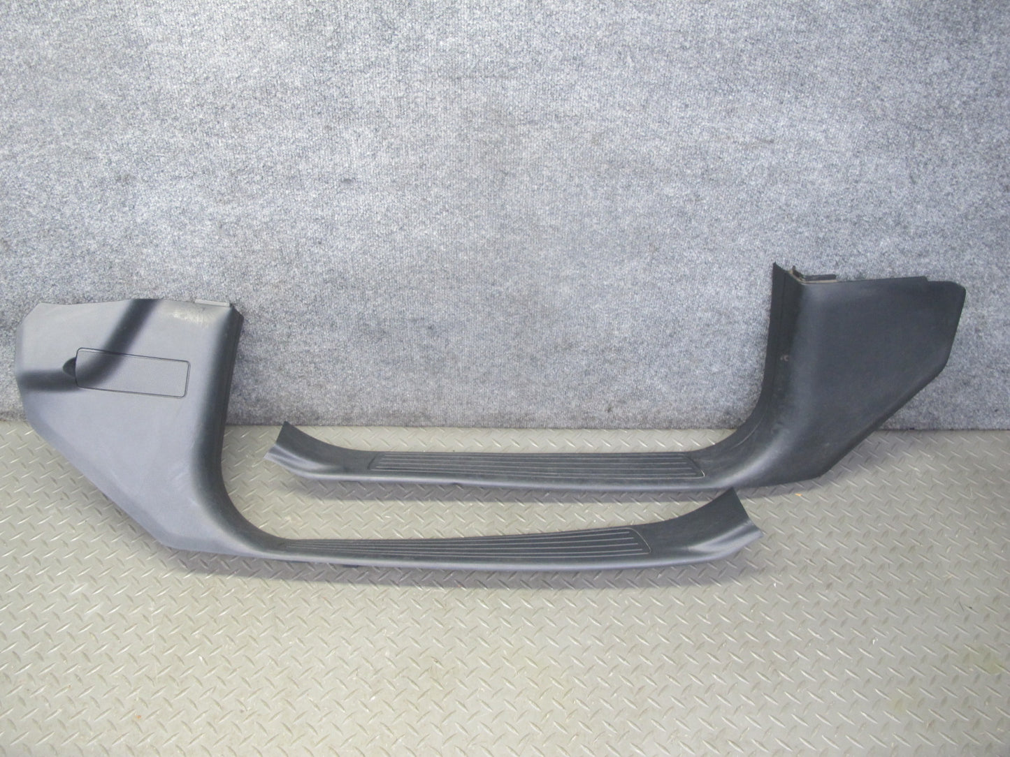 12-15 Mercedes W166 ML Front Left & Right Door Scuff Sill Plate Trim Set OEM