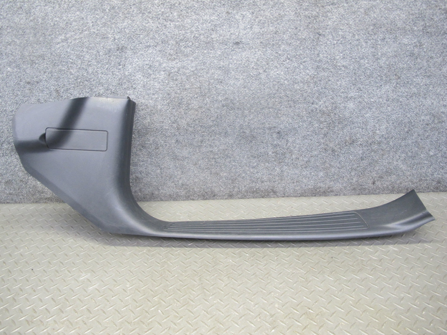 12-15 Mercedes W166 ML Front Left & Right Door Scuff Sill Plate Trim Set OEM