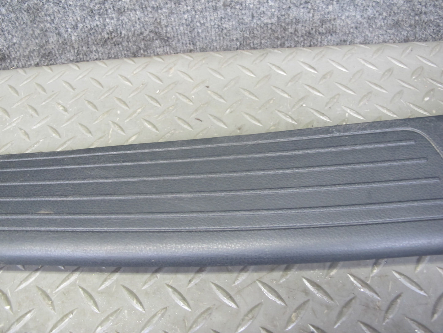 12-15 Mercedes W166 ML Front Left & Right Door Scuff Sill Plate Trim Set OEM