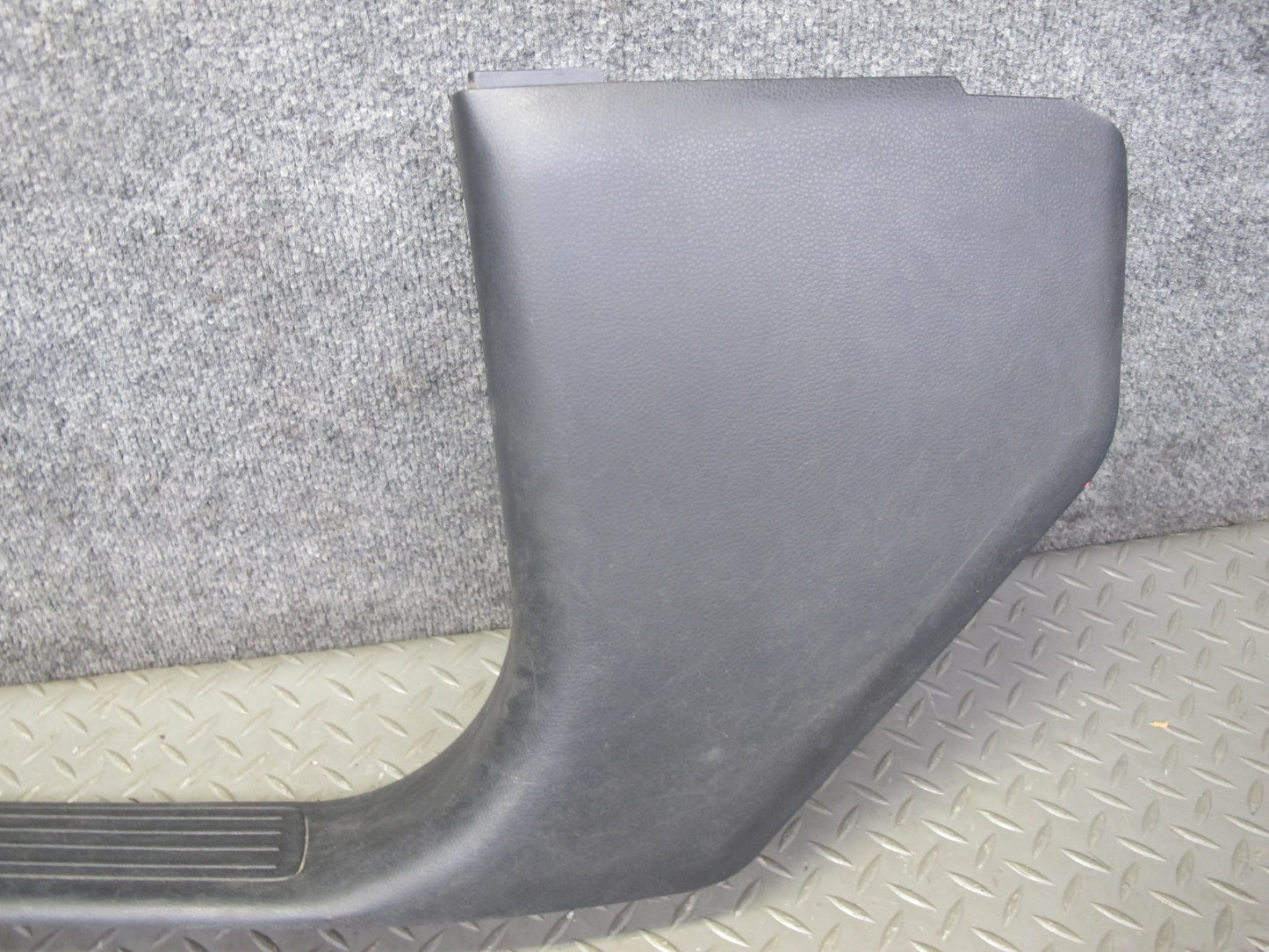 12-15 Mercedes W166 ML Front Left & Right Door Scuff Sill Plate Trim Set OEM