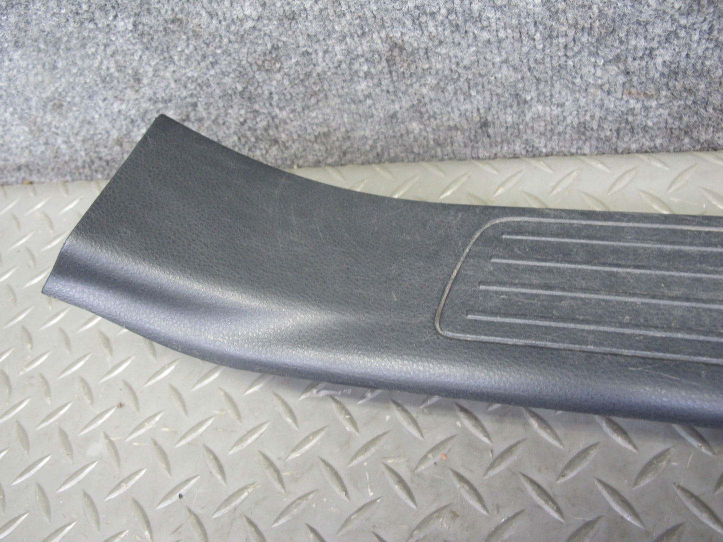 12-15 Mercedes W166 ML Front Left & Right Door Scuff Sill Plate Trim Set OEM