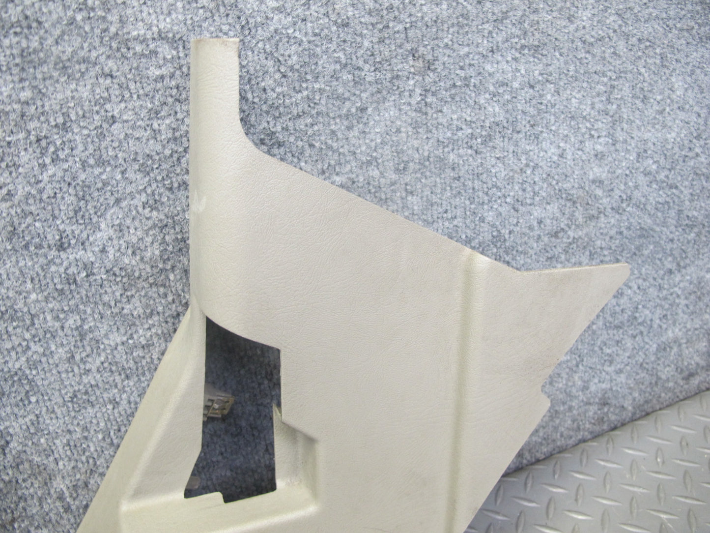 2003-2009 Hummer H2 Front Right & Left Side Lower Kick Trim Cover Panel Set