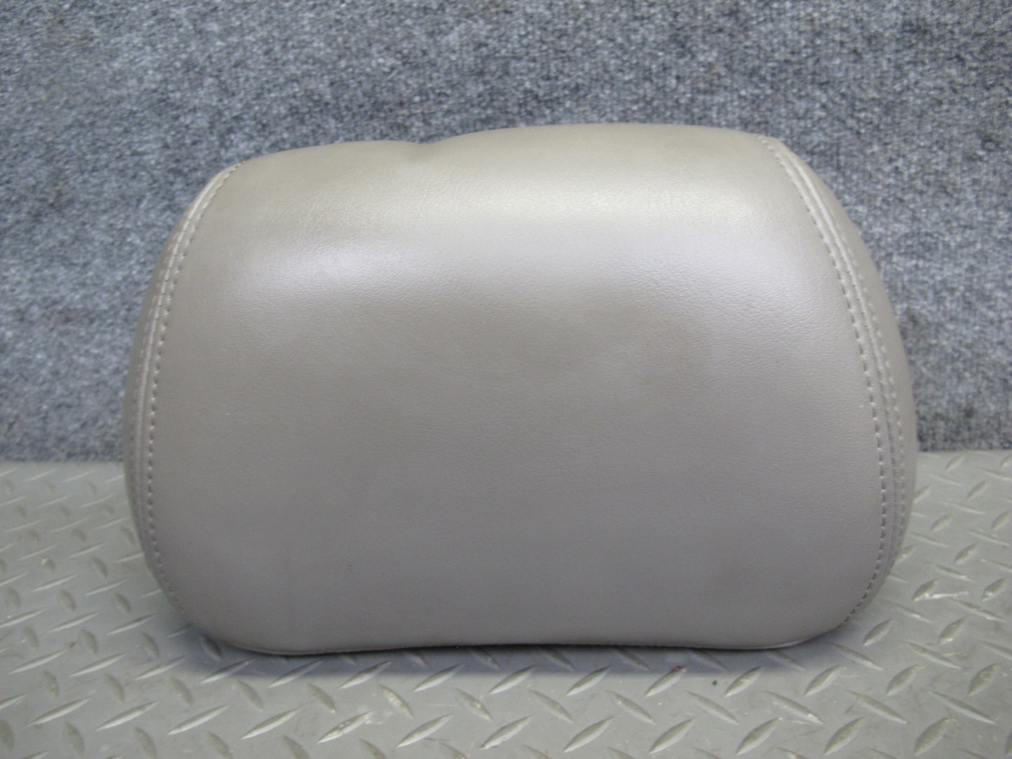 2003-2009 Hummer H2 Rear Right & Left Side Seat Headrest Leather Set