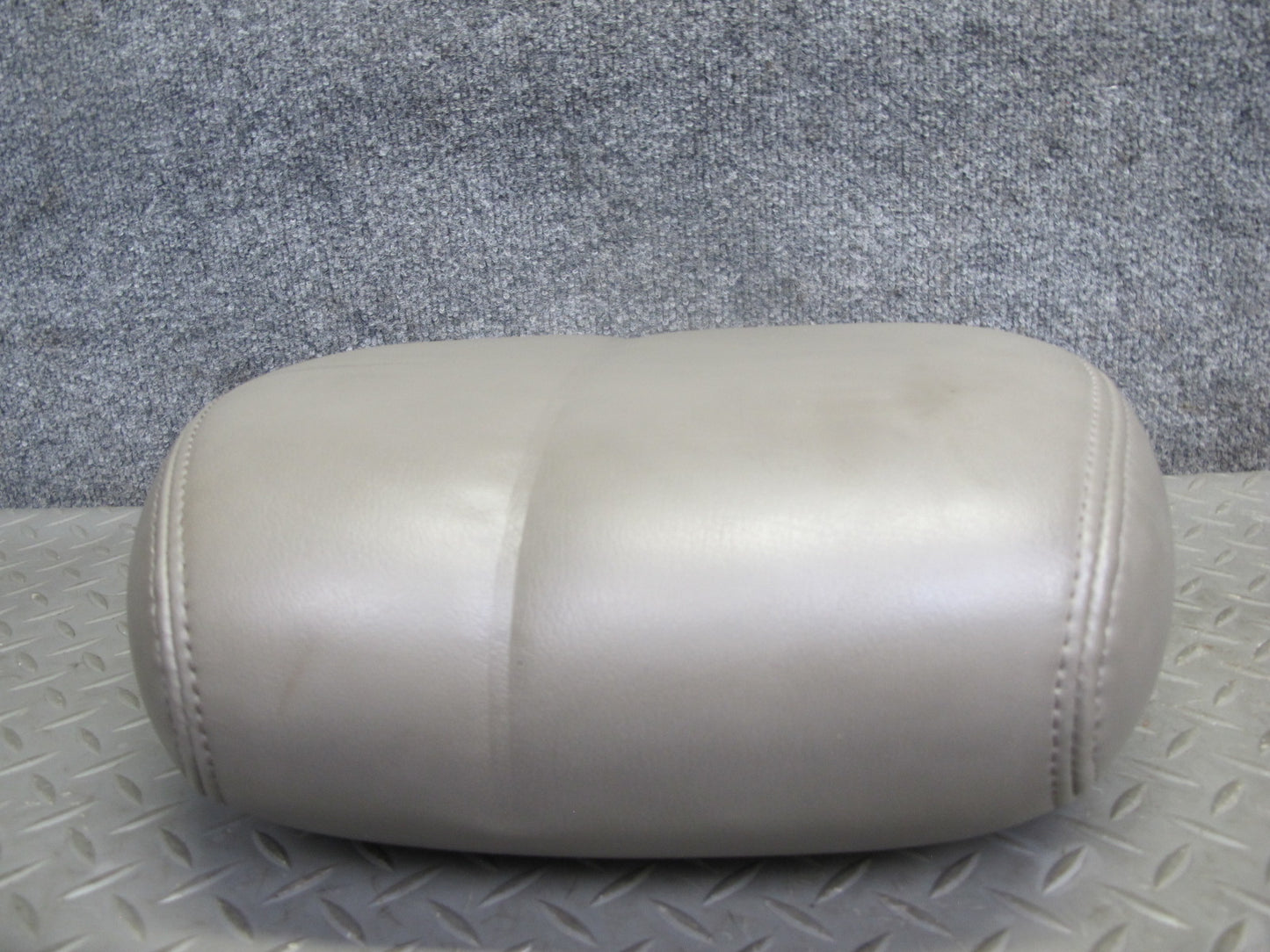 2003-2009 Hummer H2 Rear Right & Left Side Seat Headrest Leather Set