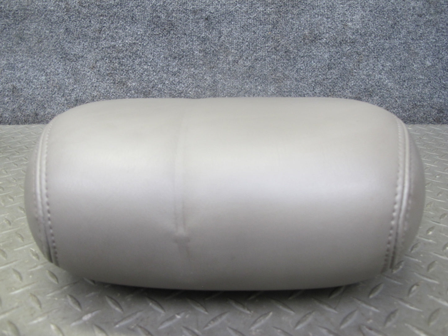 2003-2009 Hummer H2 Rear Right & Left Side Seat Headrest Leather Set