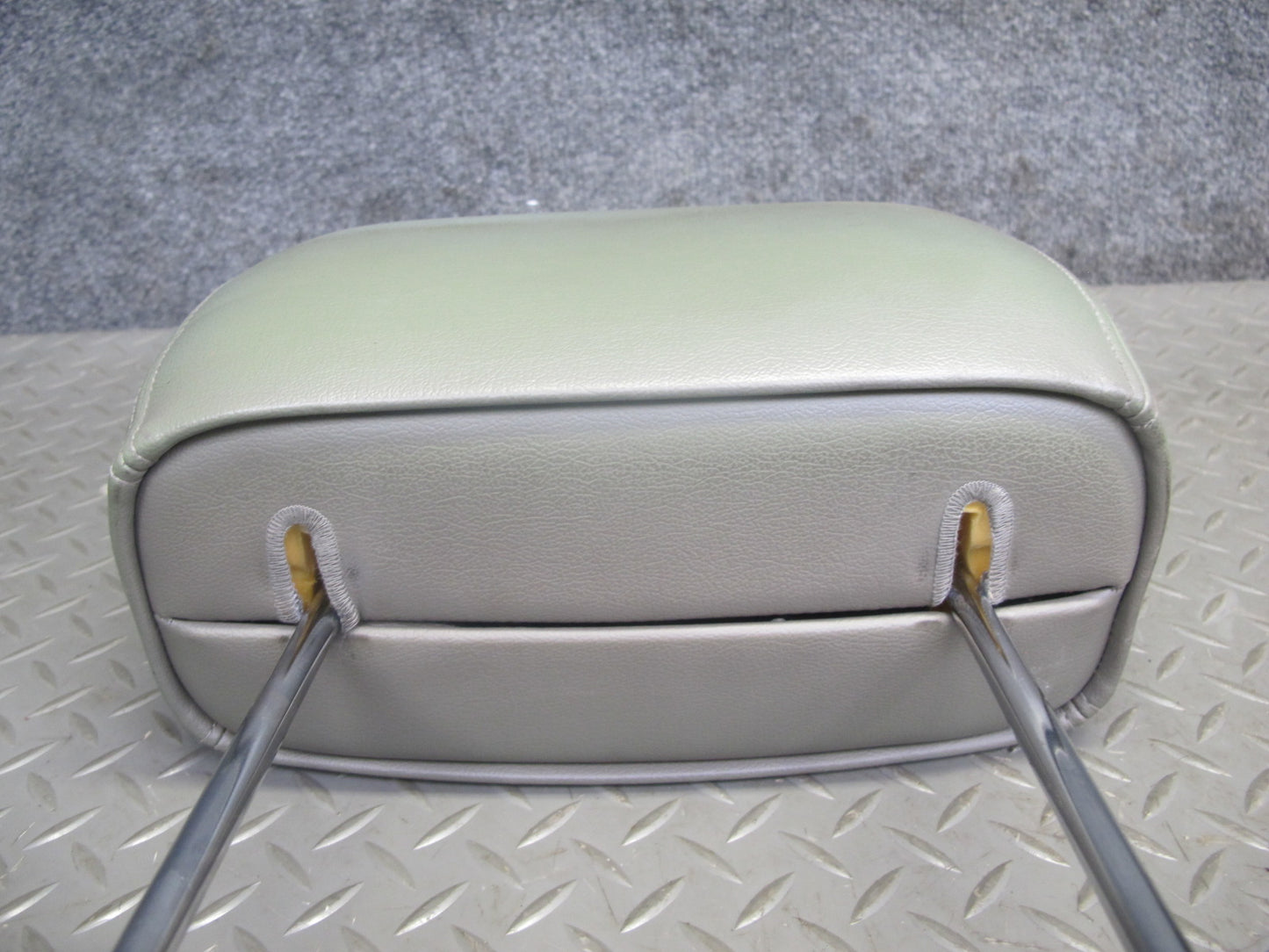 2003-2007 Hummer H2 Front Right & Left Side Seat Headrest Leather Set