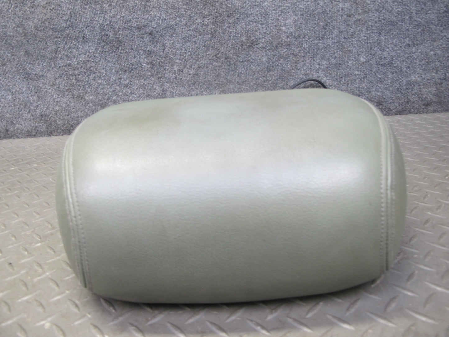 2003-2007 Hummer H2 Front Right & Left Side Seat Headrest Leather Set