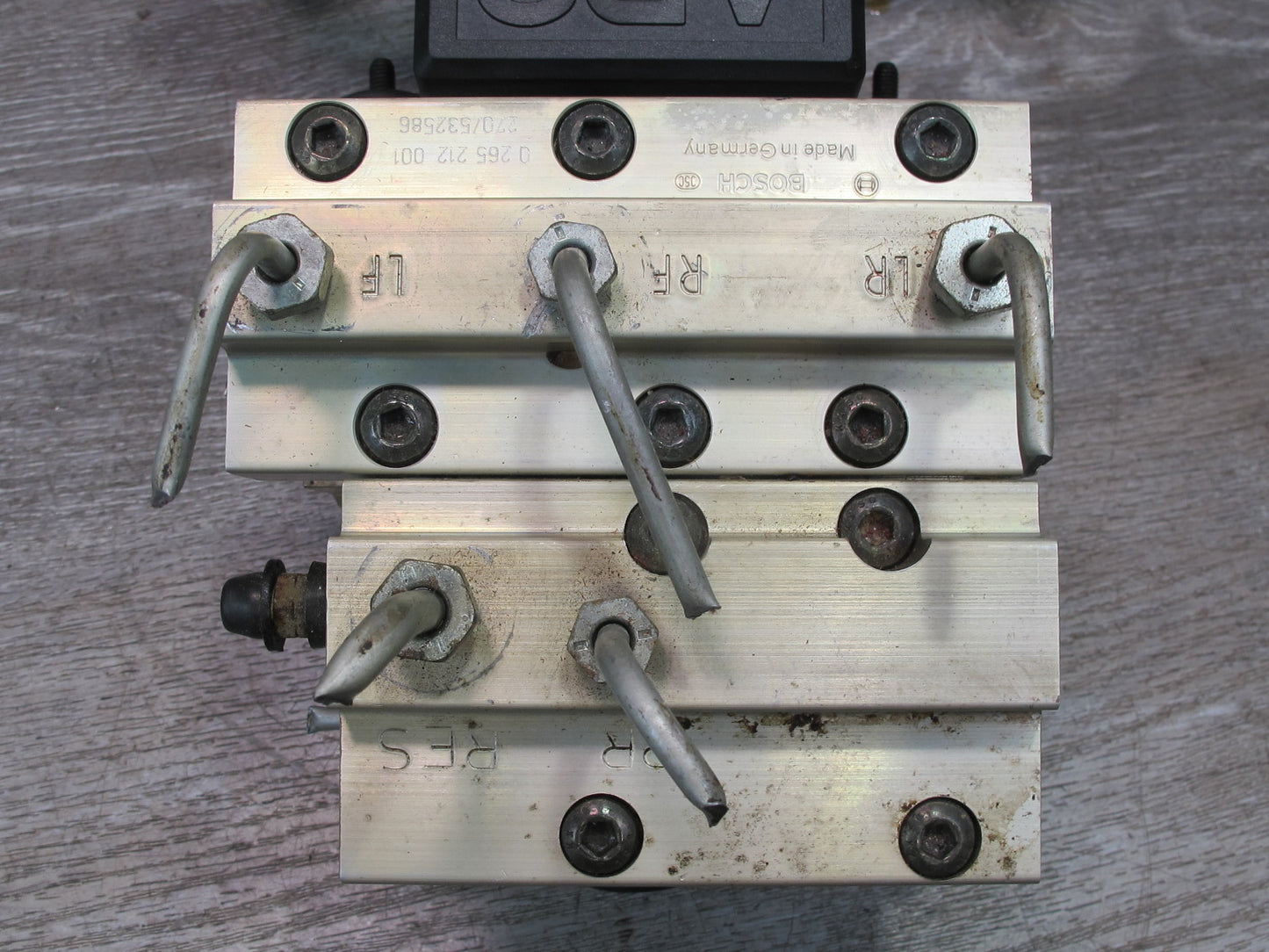 92-94 Chevrolet Corvette C4 Anti Lock Brake ABS Pump Module Unit OEM