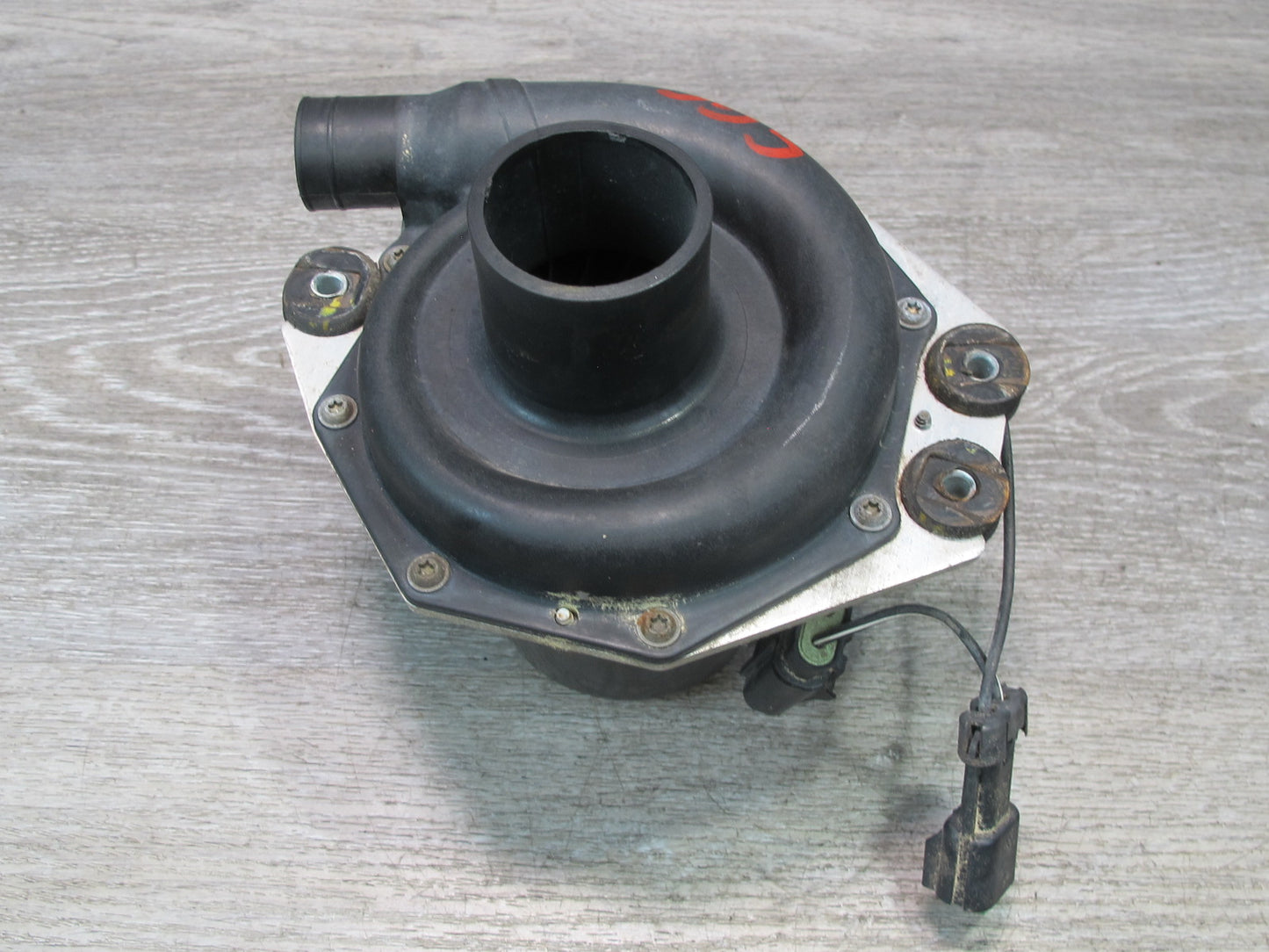 92-93 Chevrolet Corvette C4 Secondary Air Injection Smog Pump w Relay OEM
