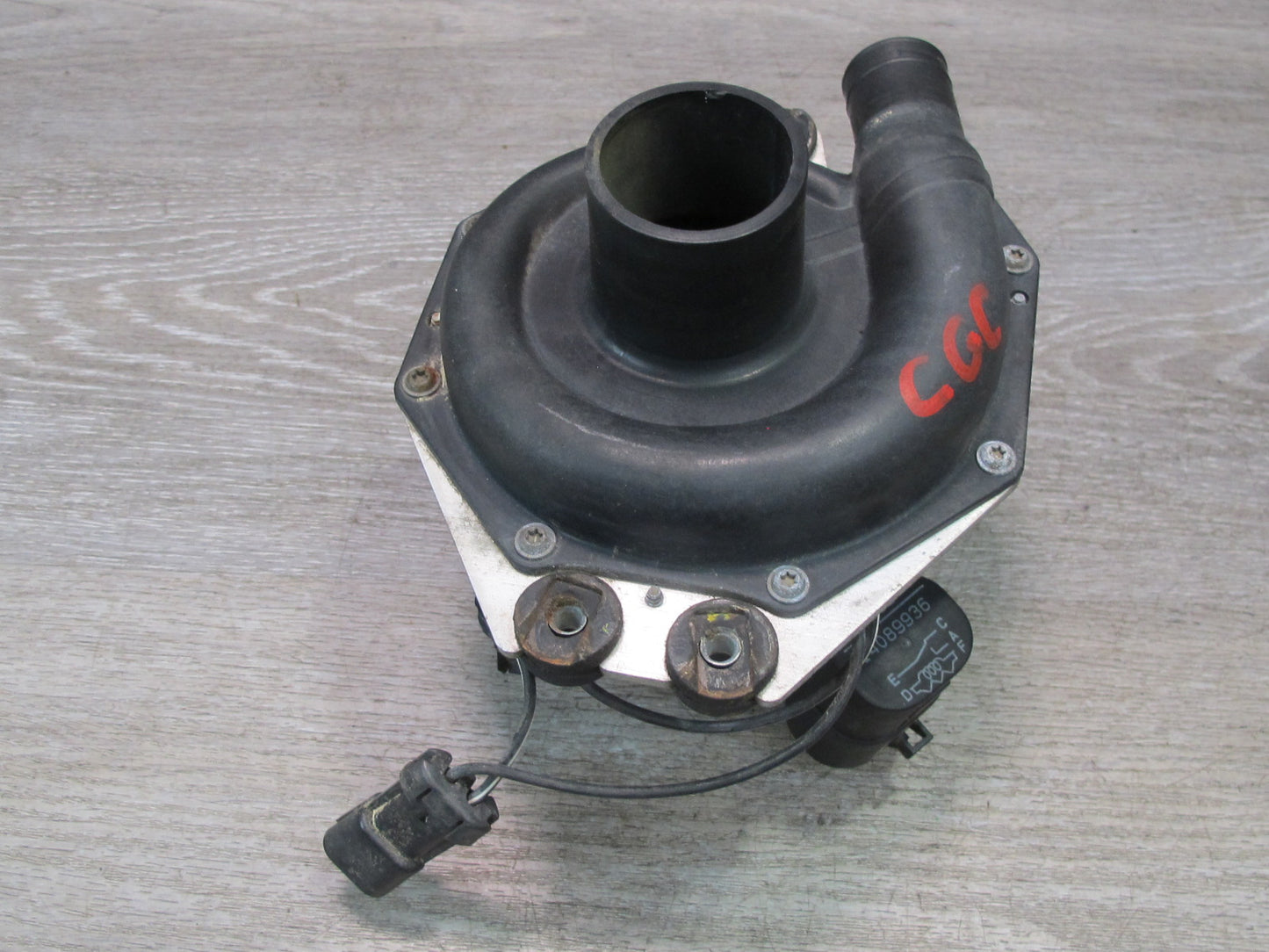 92-93 Chevrolet Corvette C4 Secondary Air Injection Smog Pump w Relay OEM