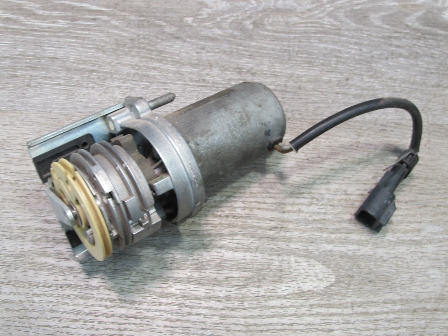 92-96 Chevrolet Corvette C4 Cruise Control ASR Adjuster Regulator Motor OEM
