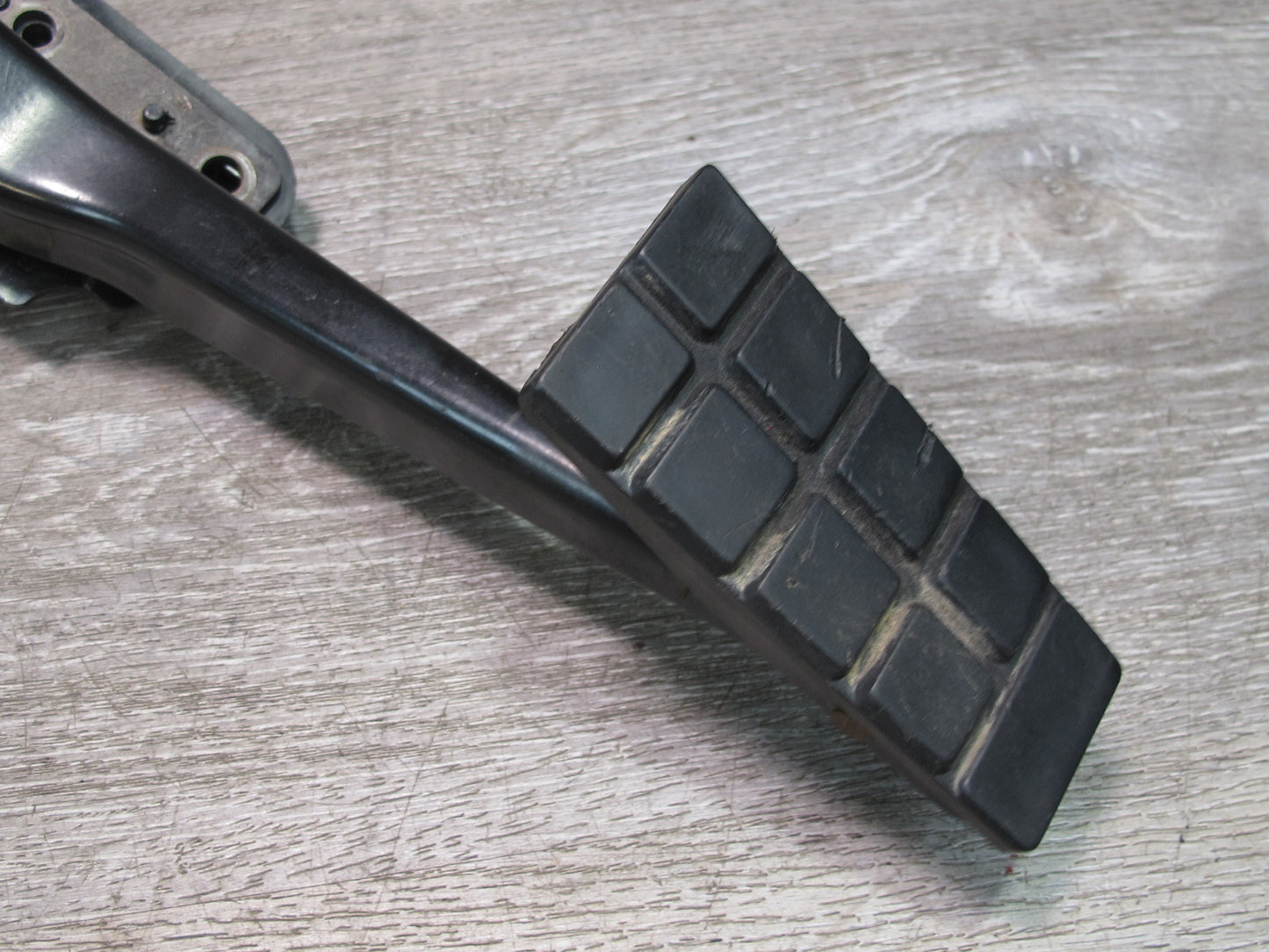 92-96 Chevrolet Corvette C4 Gas Accelerator Throttle & Brake Pedal Pad Set OEM