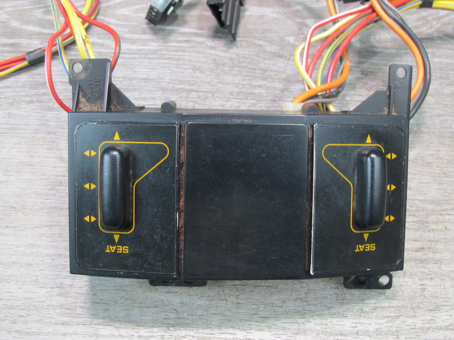 92-93 Chevrolet Corvette C4 Dual Power Seat Control Switch Assembly 10161842 OEM
