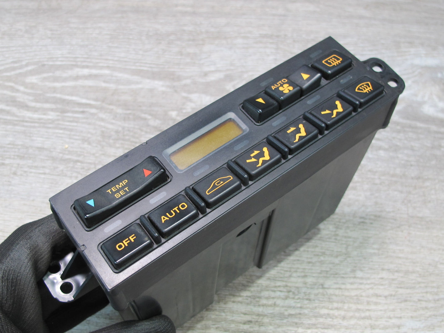 92-93 Chevrolet Corvette C4 A/C Heater Climate Control Switch Panel 16161731 OEM