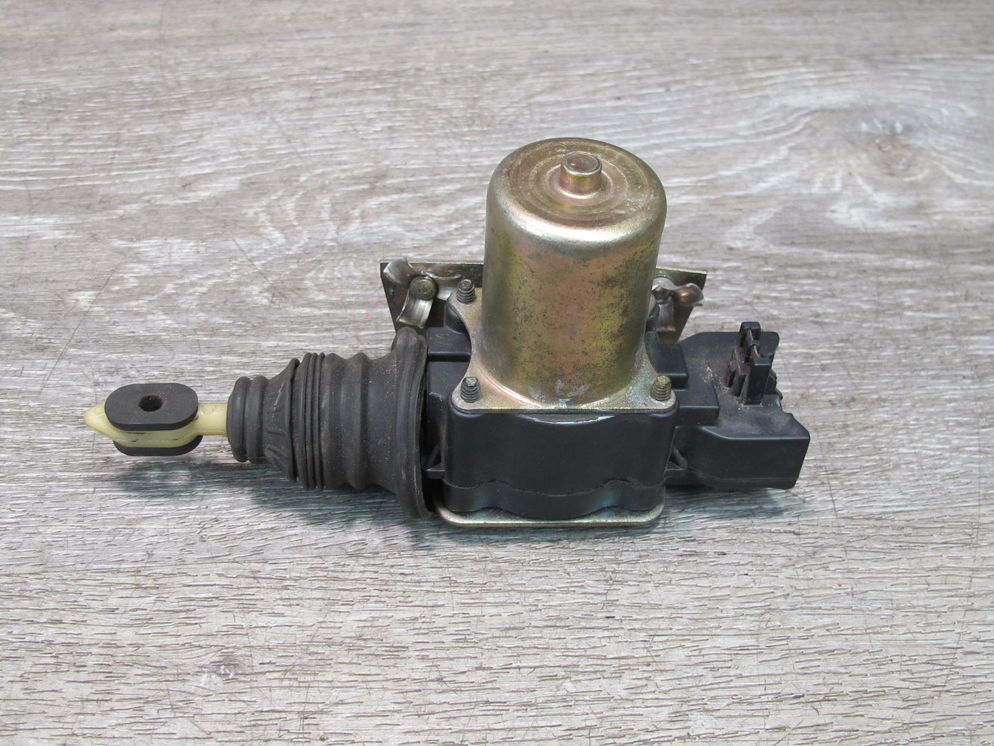 84-93 Chevrolet Corvette C4 Right Door Central Lock Actuator Motor OEM