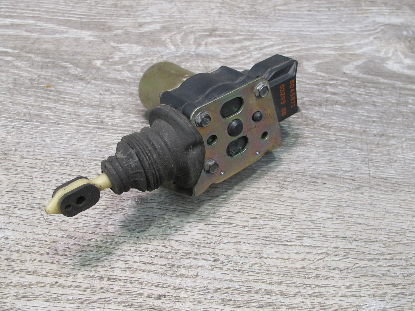 84-93 Chevrolet Corvette C4 Right Door Central Lock Actuator Motor OEM