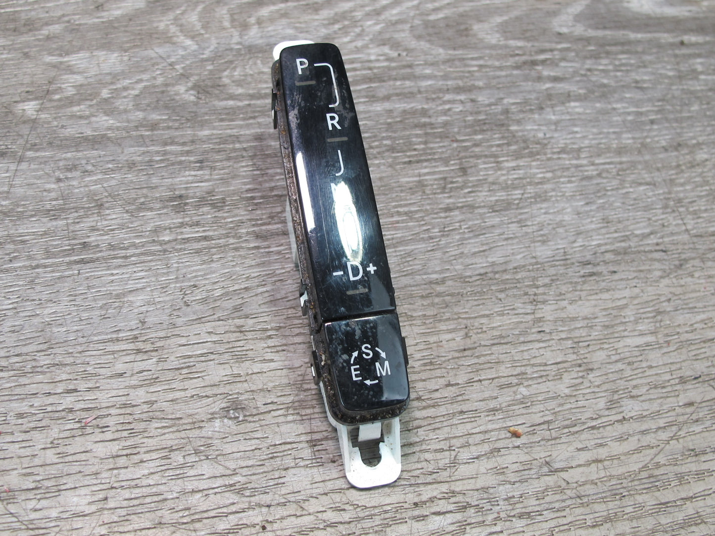 2012-2016 Mercedes R172 SLK Center Console Shifter Control Indicator Light