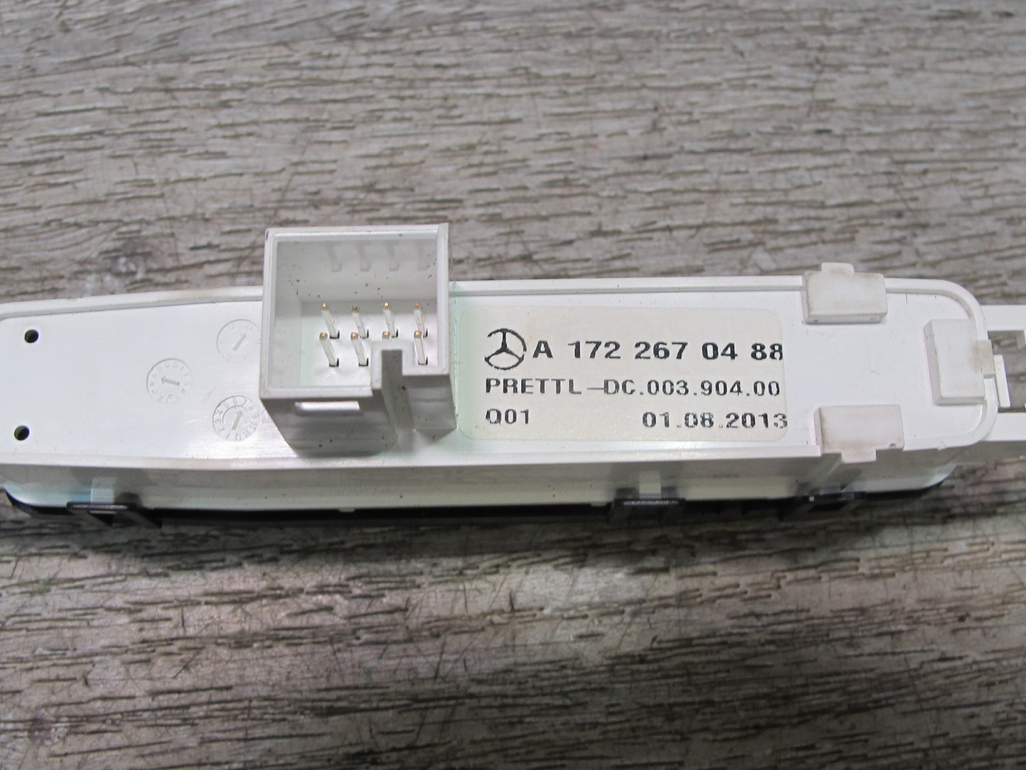 2012-2016 Mercedes R172 SLK Center Console Shifter Control Indicator Light