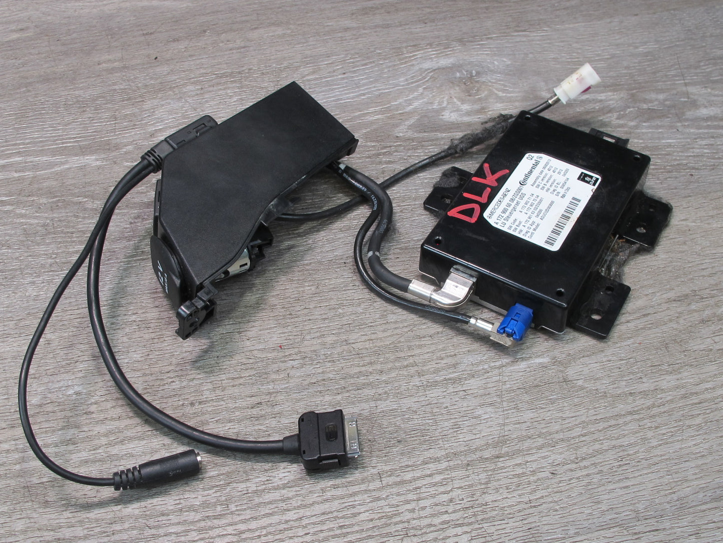 2012-2016 Mercedes R172 SLK Communication Control Module W/ Audio USB Interface