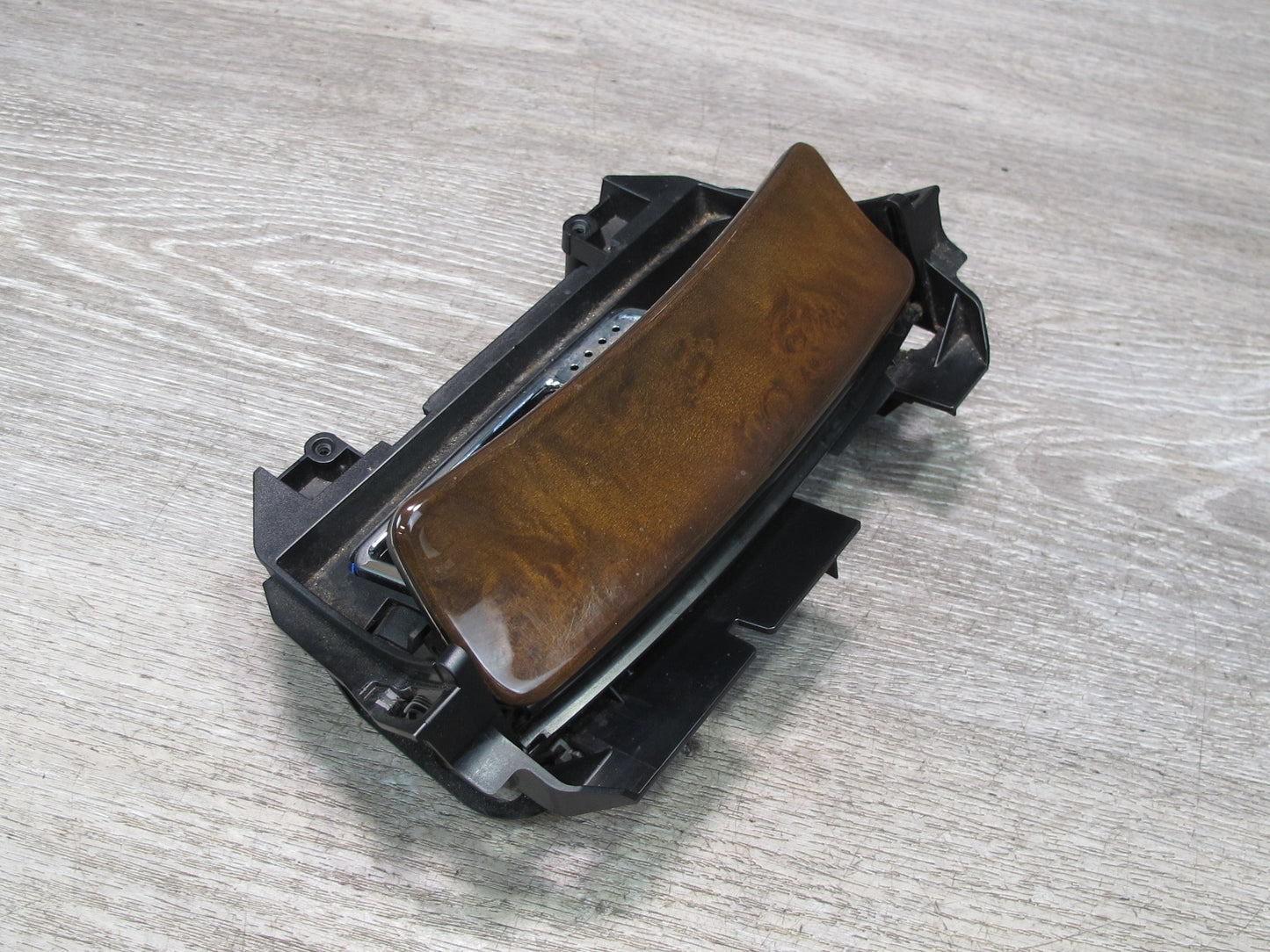 2012-2020 Mercedes R172 SLK SLC Front Center Console Ashtray Storage Wood
