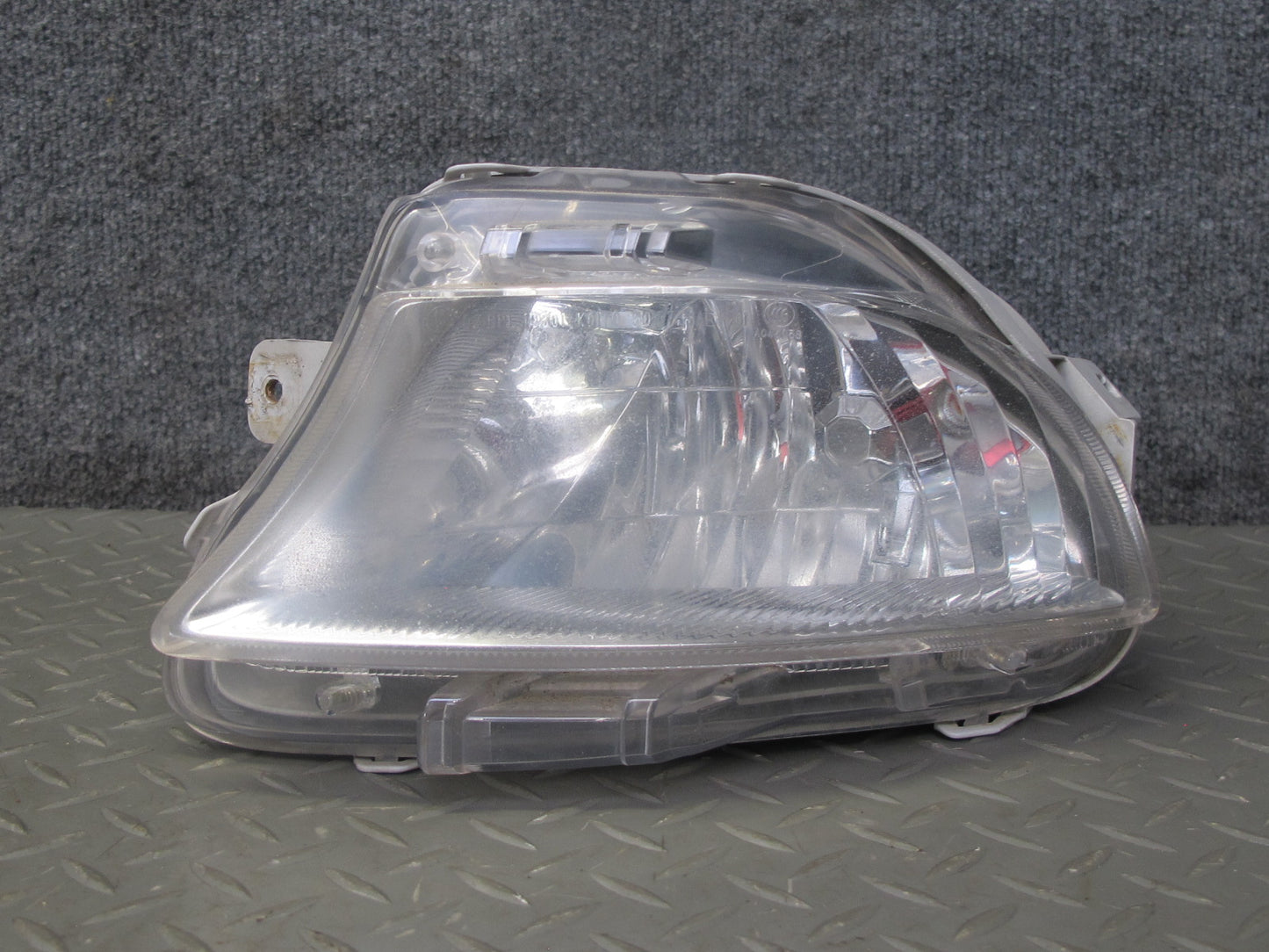 07-09 Lexus UVF46 LS600h LS460 Set of 2 Front Left & Right Fog Light Lamp OEM