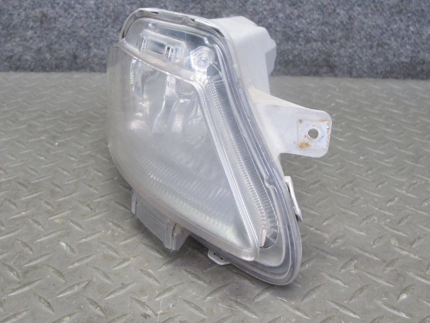 07-09 Lexus UVF46 LS600h LS460 Set of 2 Front Left & Right Fog Light Lamp OEM