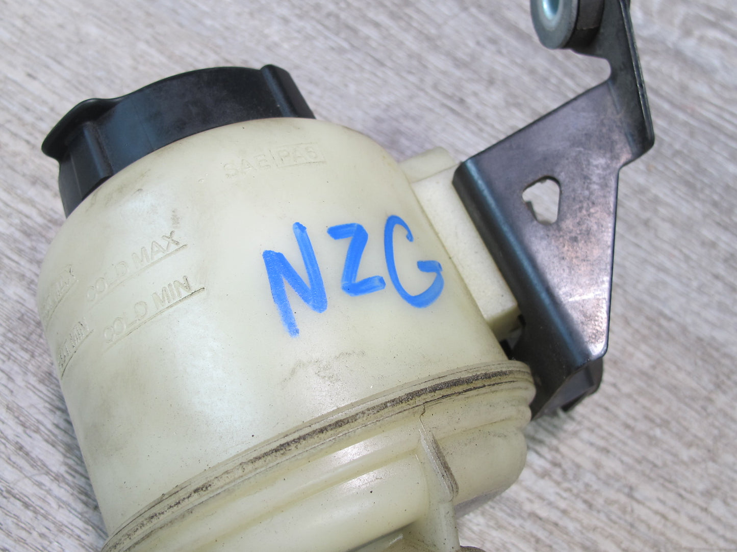 07-09 Nissan 350Z Z33 Convert Power Steering Fluid Reservoir Tank w Bracket OEM