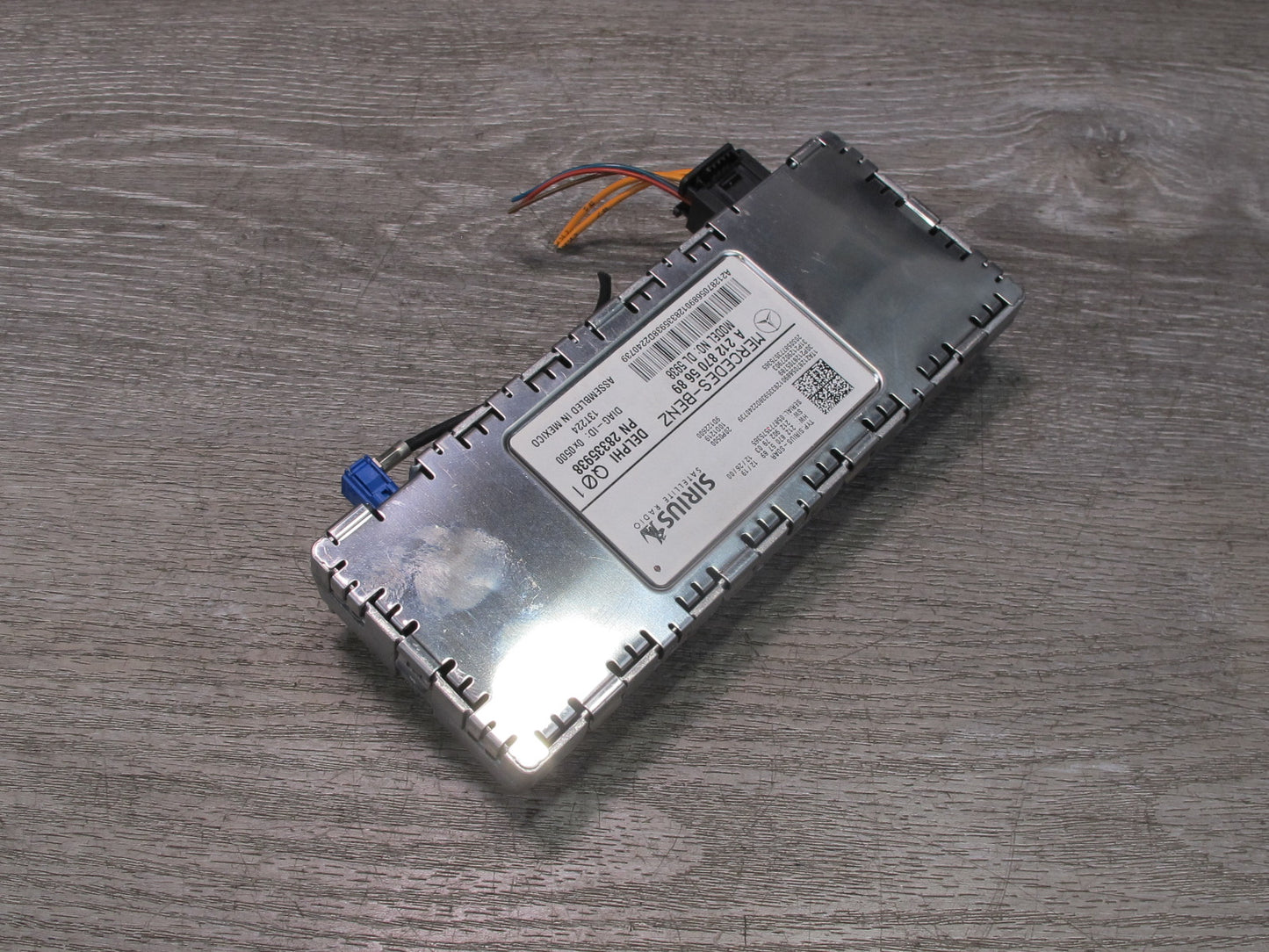 2012-2016 Mercedes R172 SLK Sirius Satellite Radio Receiver Control Module