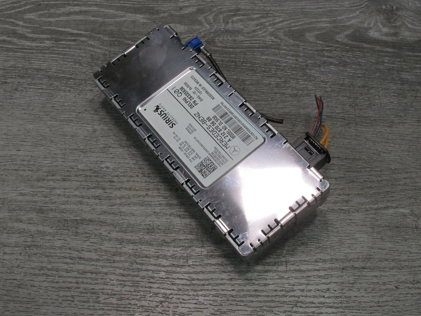 2012-2016 Mercedes R172 SLK Sirius Satellite Radio Receiver Control Module