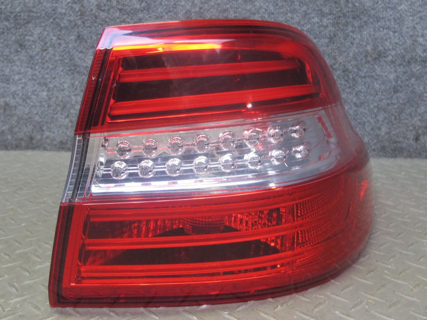 12-15 Mercedes W166 Set of 4 Rear Right Left Inner Outer LED Tail Light Lamp OEM