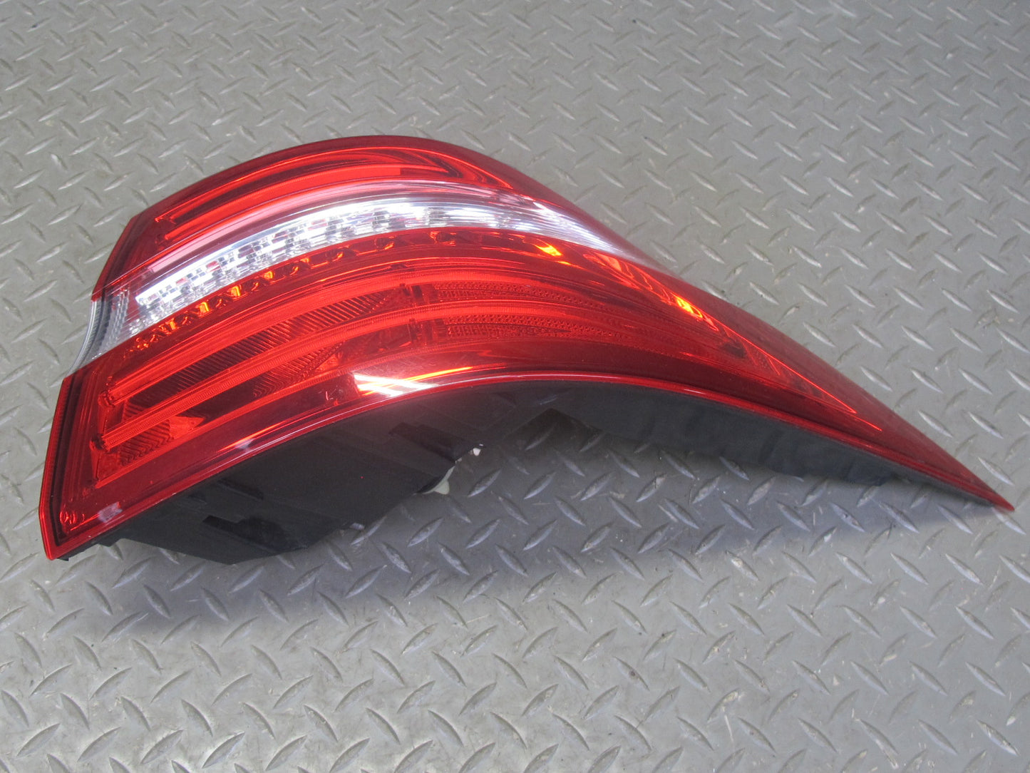 12-15 Mercedes W166 Set of 4 Rear Right Left Inner Outer LED Tail Light Lamp OEM