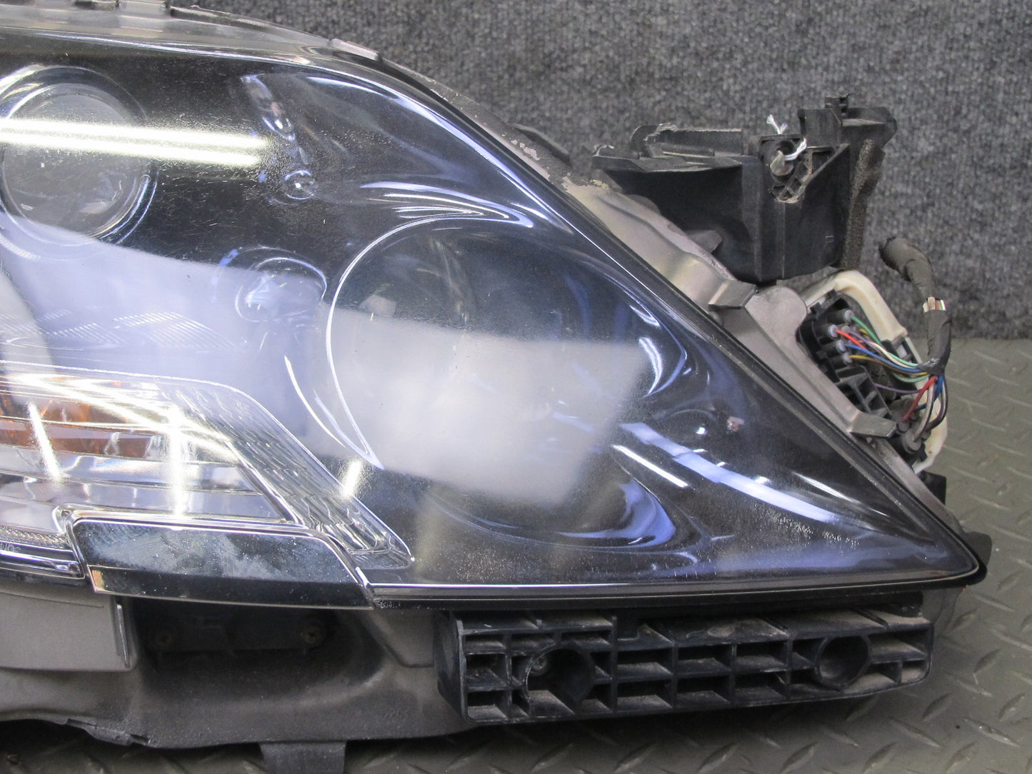 08-09 Lexus UVF46 LS600h Front Right LED Headlight Lamp w Ballast OEM