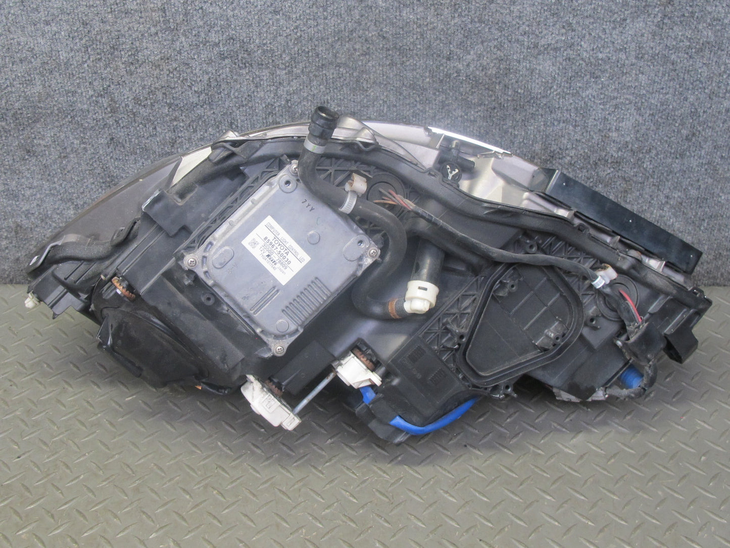 08-09 Lexus UVF46 LS600h Front Right LED Headlight Lamp w Ballast OEM