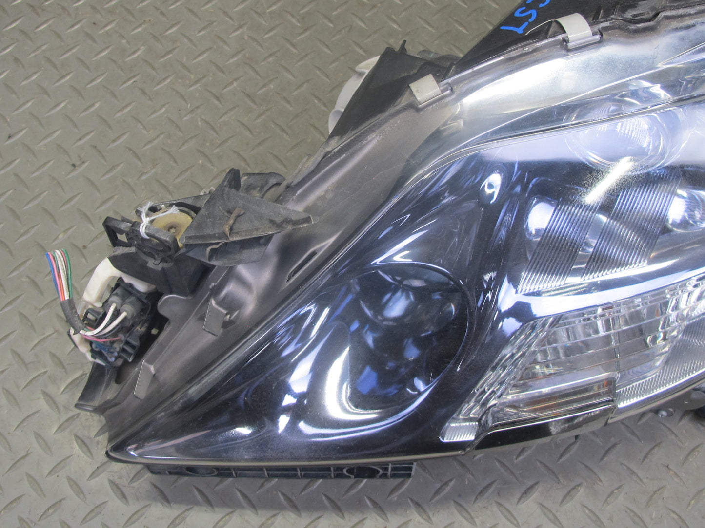 08-09 Lexus UVF46 LS600h Front Left LED Headlight Lamp w Ballast OEM