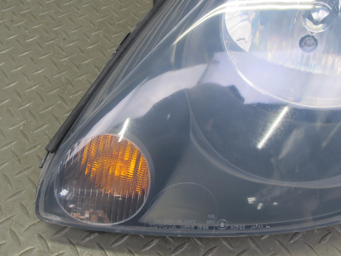 00-02 Toyota MR2 Spyder ZZW30L Front Left Halogen Headlight Lamp OEM