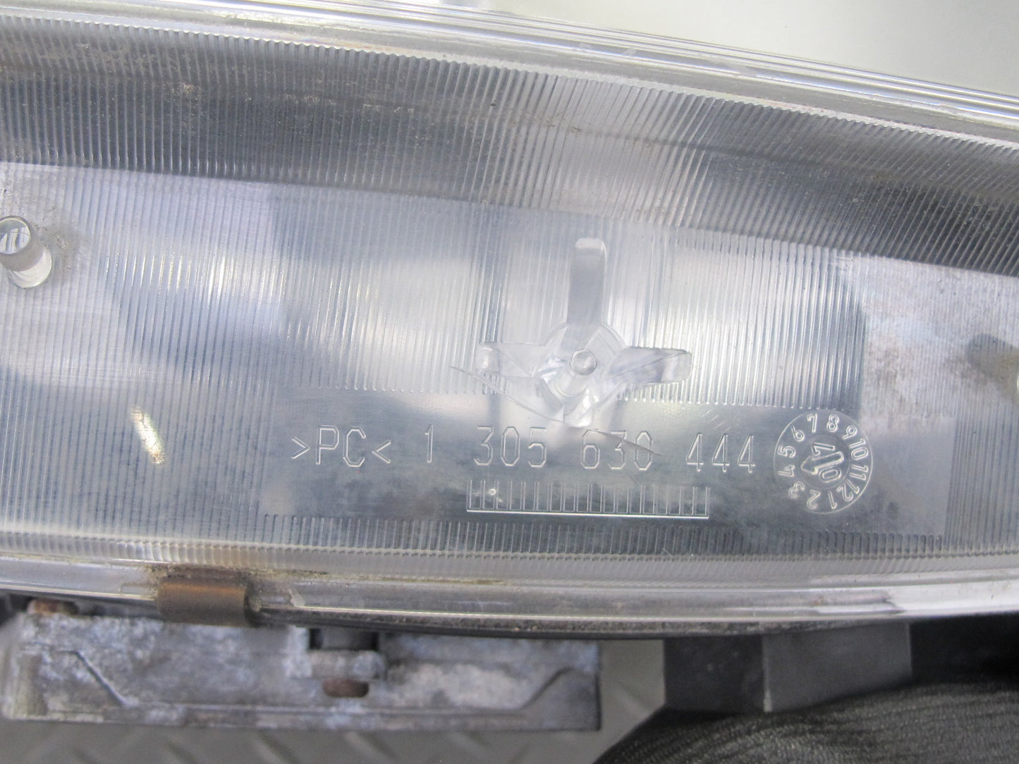07-09 Mercedes W221 Front Right Adaptive Xenon Headlight Lamp Night Vision OEM
