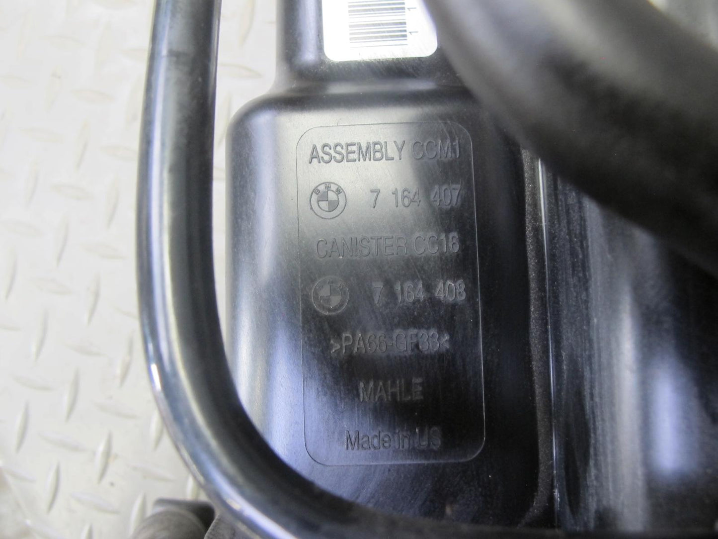 2008-2014 BMW E71 X6 Fuel Evap Vapor Charcoal Canister 7164407