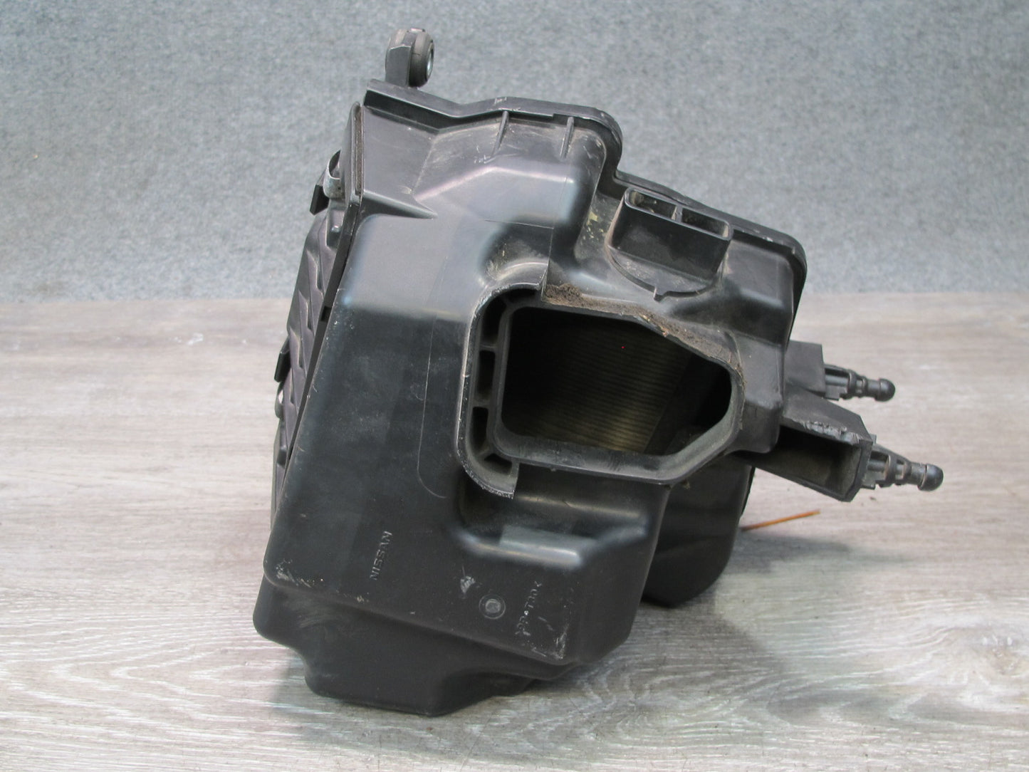 07-08 Nissan Z33 350Z VQ35HR Convertible Front Left Air Cleaner Filter Box OEM