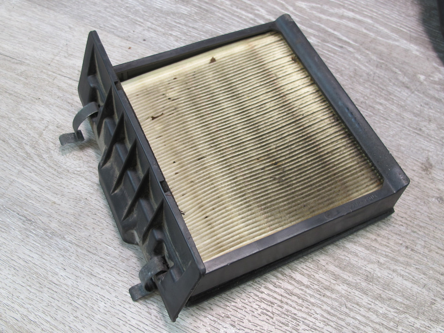 07-08 Nissan Z33 350Z VQ35HR Convertible Front Right Air Cleaner Filter Box OEM
