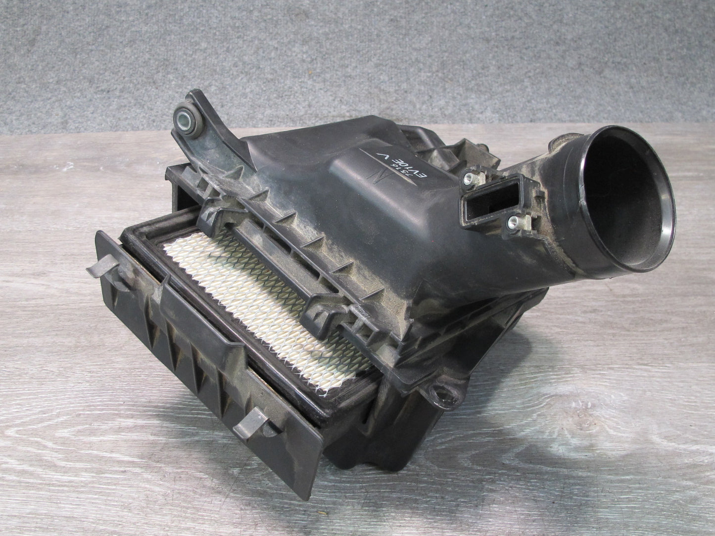 07-08 Nissan Z33 350Z VQ35HR Convertible Front Right Air Cleaner Filter Box OEM