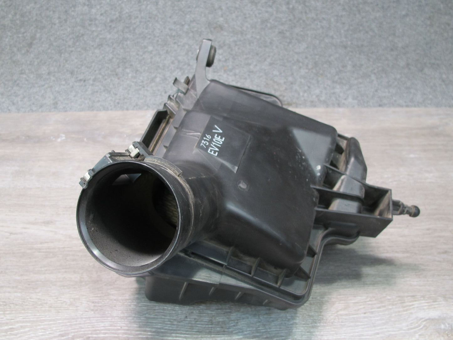 07-08 Nissan Z33 350Z VQ35HR Convertible Front Right Air Cleaner Filter Box OEM