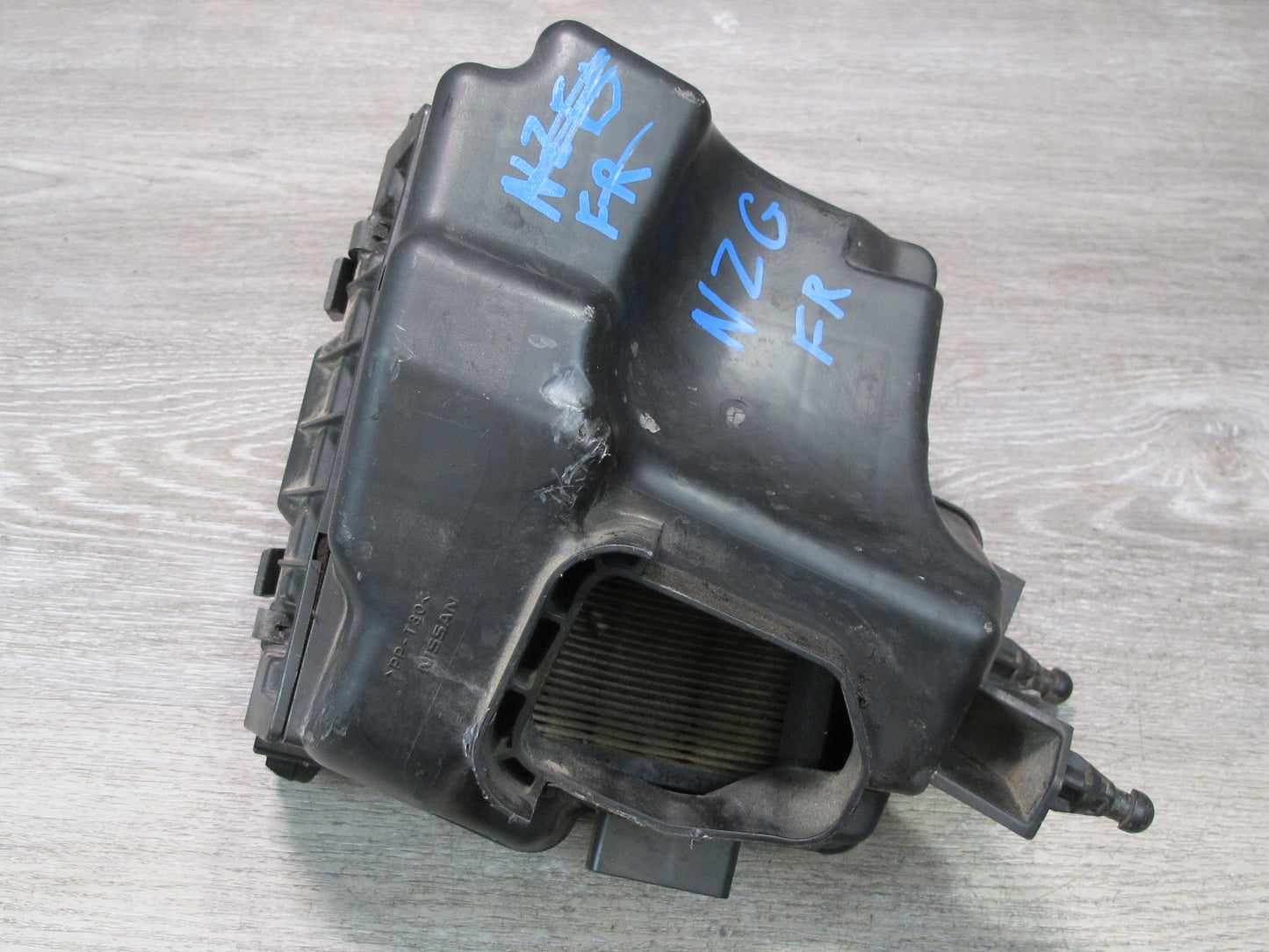 07-08 Nissan Z33 350Z VQ35HR Convertible Front Right Air Cleaner Filter Box OEM