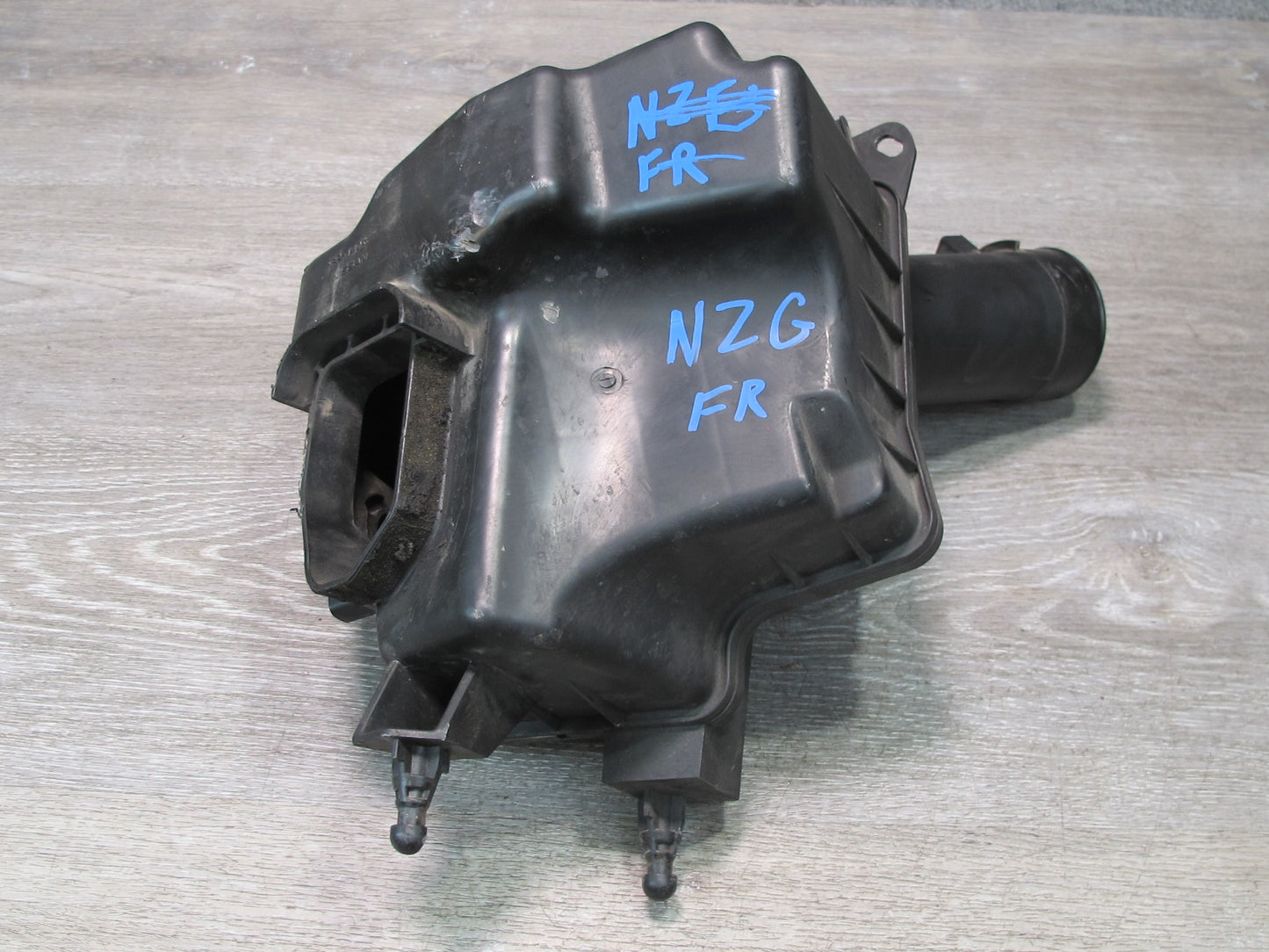 07-08 Nissan Z33 350Z VQ35HR Convertible Front Right Air Cleaner Filter Box OEM