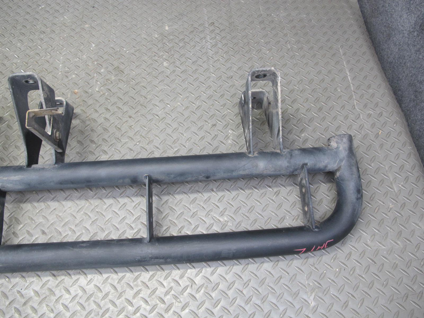 2003-2009 Hummer H2 Front Right Side Running Board Rocker Guard Shield