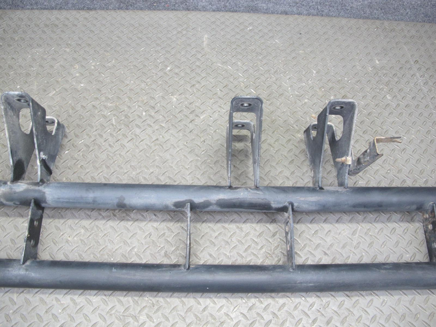 2003-2009 Hummer H2 Front Right Side Running Board Rocker Guard Shield