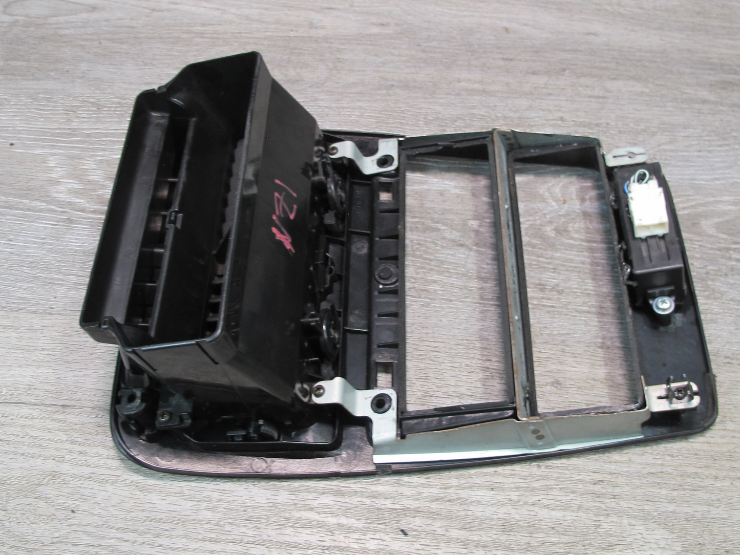 92-96 Nissan Z32 300ZX Dash Center Radio Climate Trim Panel Air Vent w Clock OEM