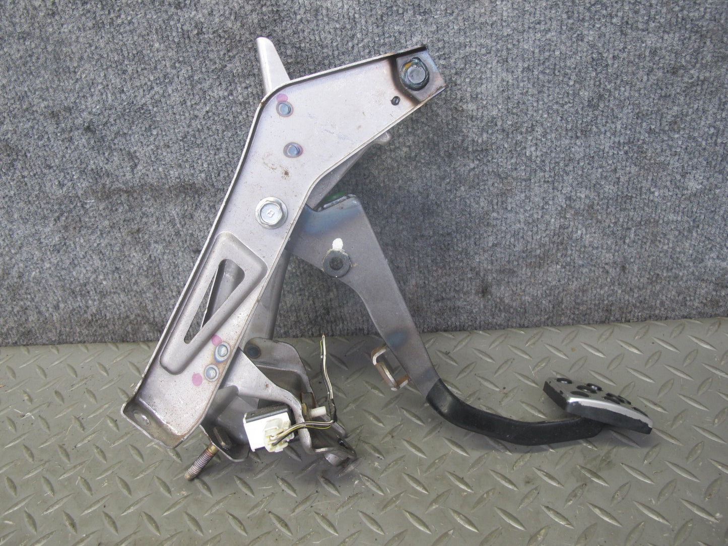 00-05 Toyota MR2 Spyder ZZW30L M/T Clutch Brake Gas Acceleration Pedal Set OEM