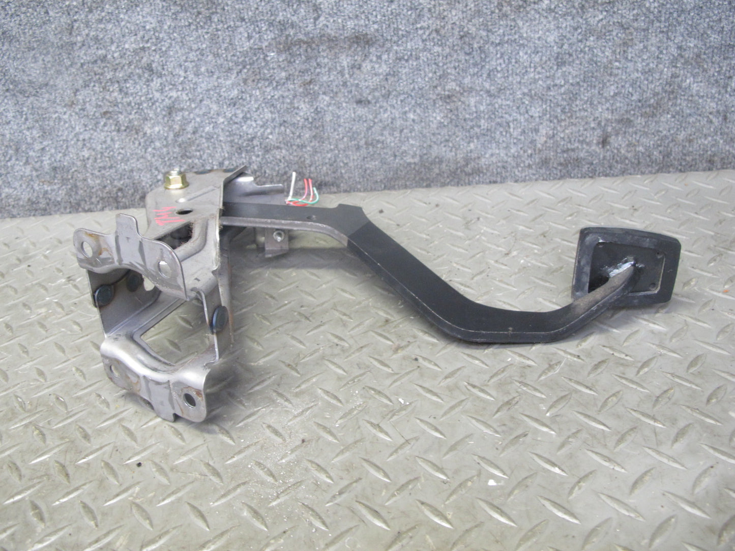 00-05 Toyota MR2 Spyder ZZW30L M/T Clutch Brake Gas Acceleration Pedal Set OEM